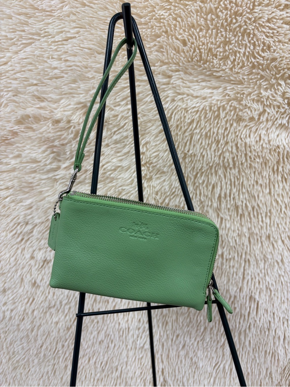 Coach Green double zip Leather Wristlet Wallet